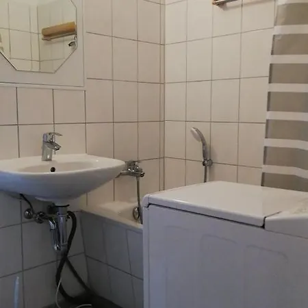 Apartamento Helle Monteurwohnung In Grünau *